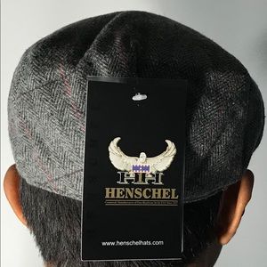 New Henschel Ivy Plaid Charcoal Cap